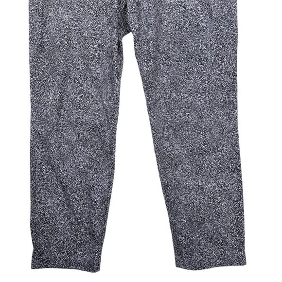 Lululemon Athletic On the Fly Pants *EUC* (Size 8) - Picture 3 of 7